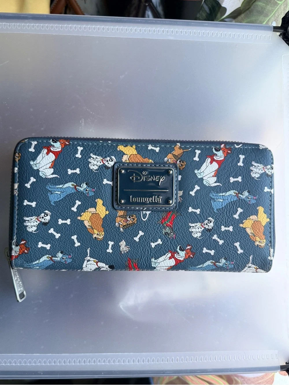 Loungefly Disney Dogs Wallet - Picture 1 of 4